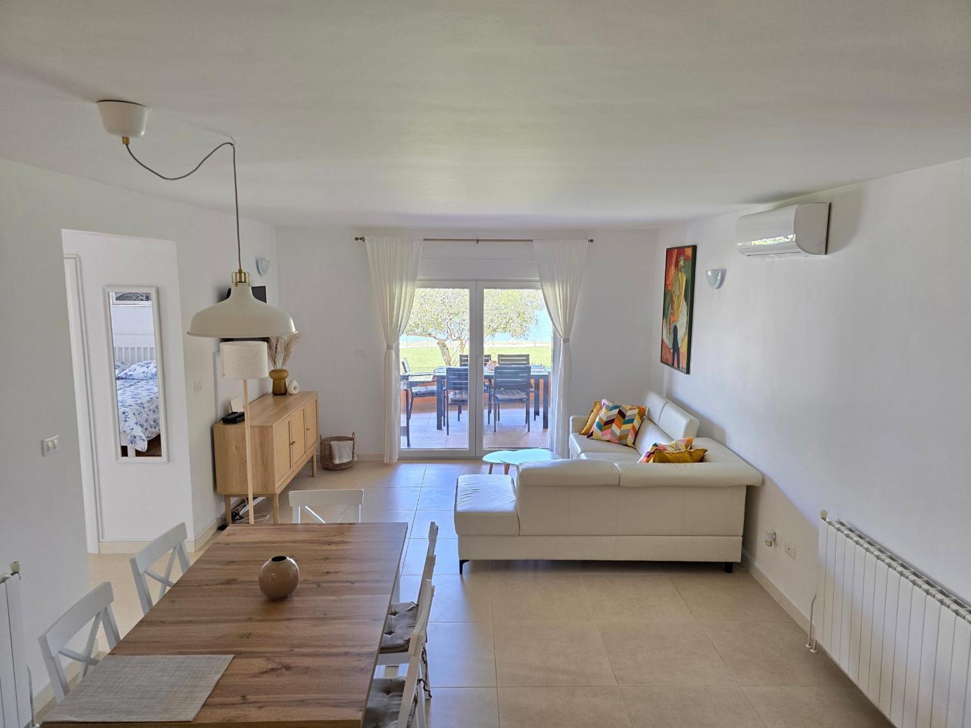 Olive Garden, Apartment With A Private Pool บานโจเล ภายนอก รูปภาพ